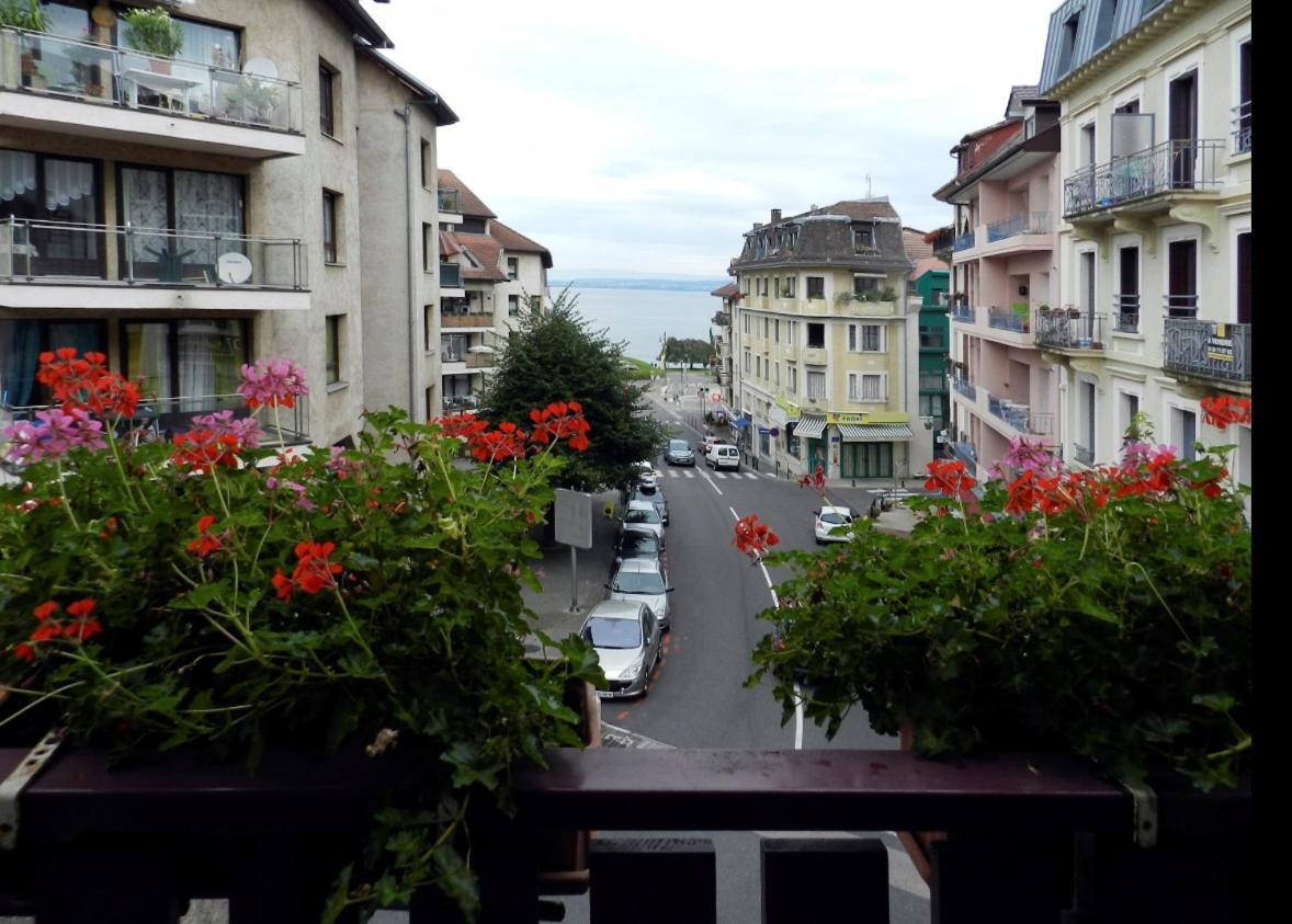 Hotel Le Bourgogne Évian-les-Bains Eksteriør bilde