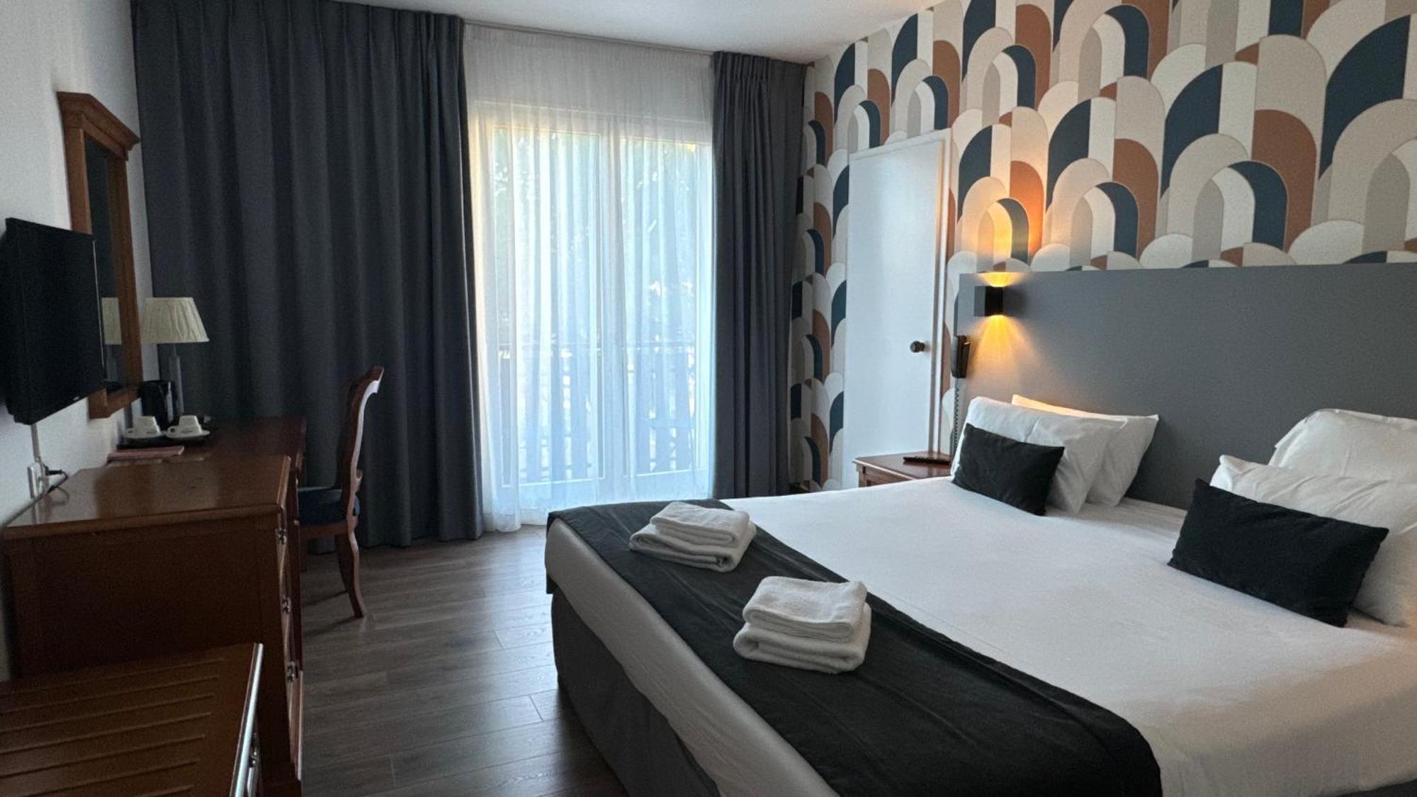 Hotel Le Bourgogne Évian-les-Bains Eksteriør bilde