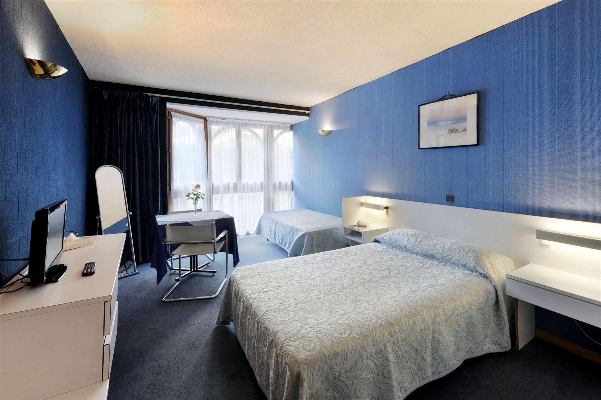 Hotel Le Bourgogne Évian-les-Bains Eksteriør bilde