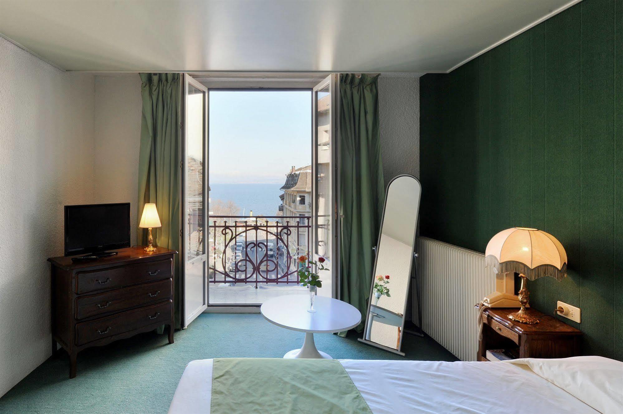 Hotel Le Bourgogne Évian-les-Bains Eksteriør bilde